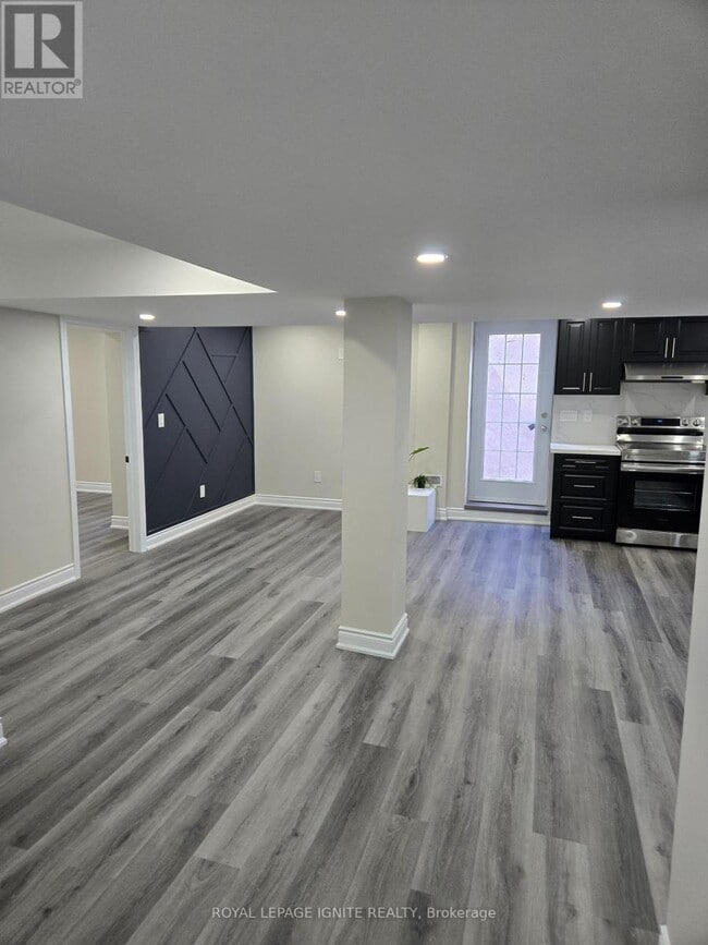 Photo - 12 Pelister Dr