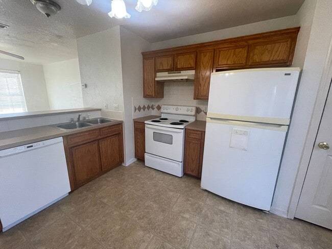 Photo - 211 N 3rd St Unit A