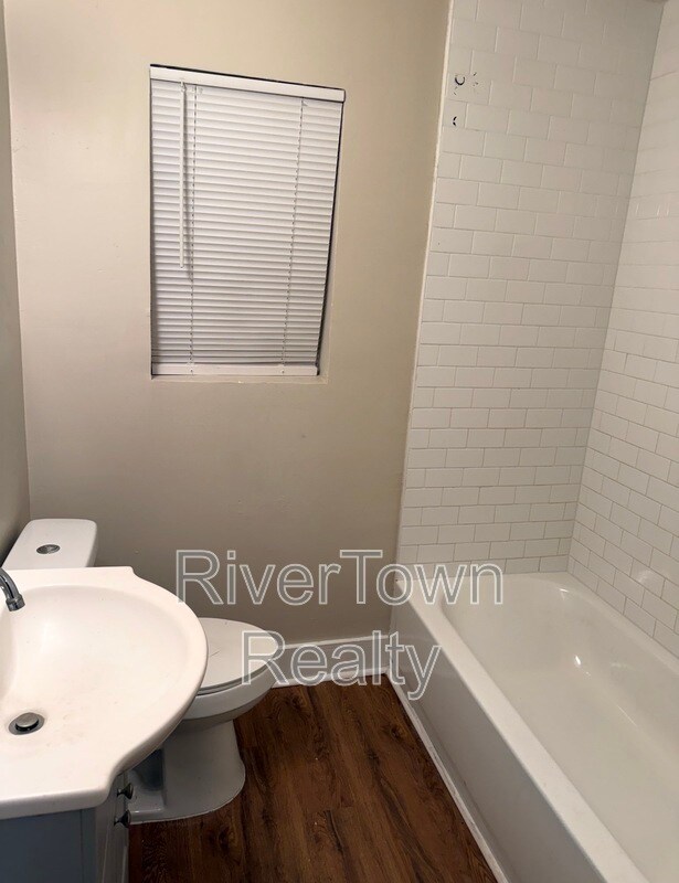 Photo - 192 Charter Ave