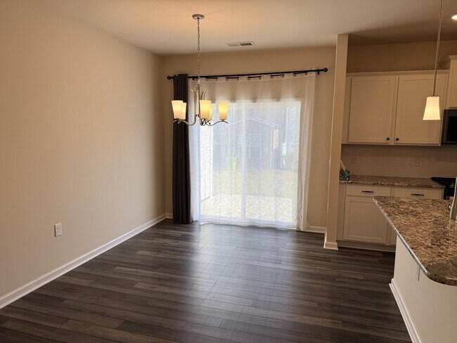 4212 Congleton Pl