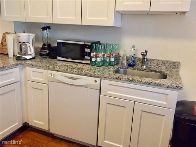 Photo - 74 Egmont St