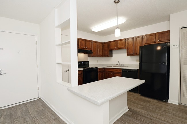 Photo - Huntleigh Woods