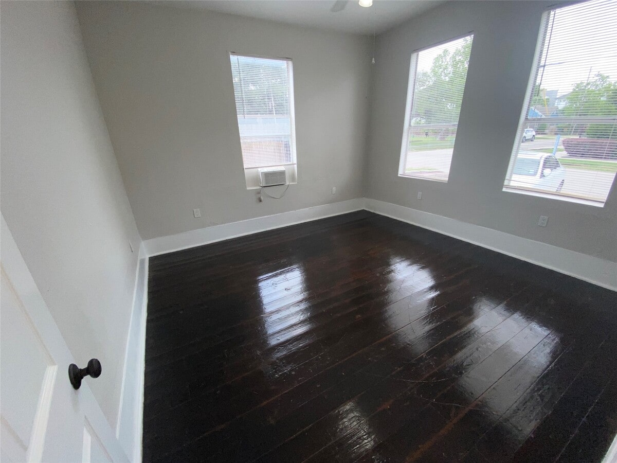 Photo - 1517 Summer St