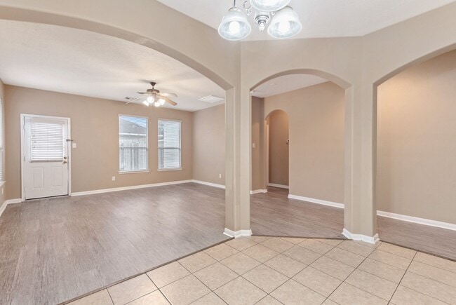 Photo - 7414 Bering Landing Dr