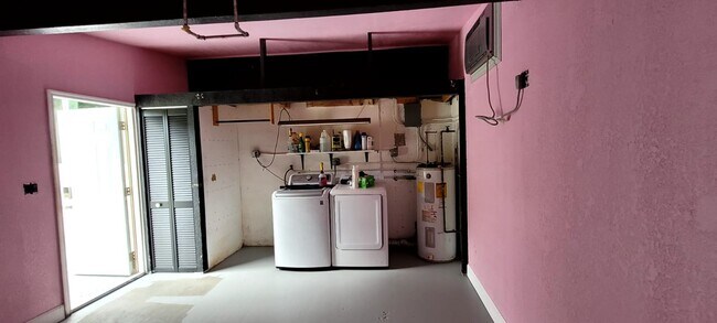Photo - 4330 SW 10th St