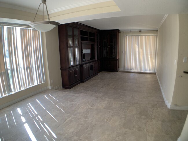Photo - 3420 W Danbury Dr