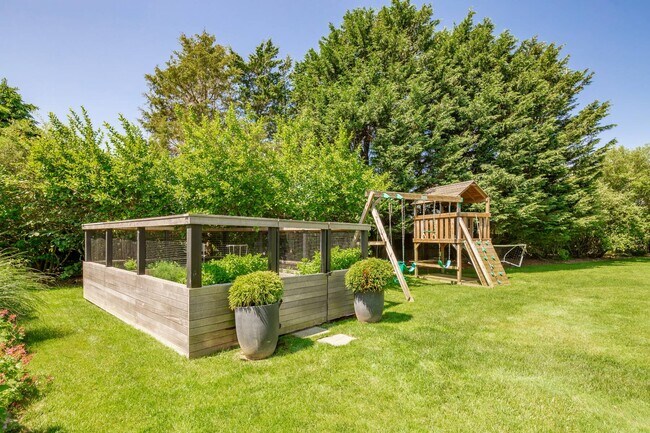 Photo - 760 N Sea Mecox Rd