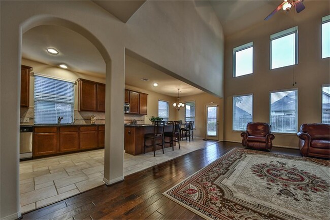 Photo - 19402 Cannon Hills Ln Casa