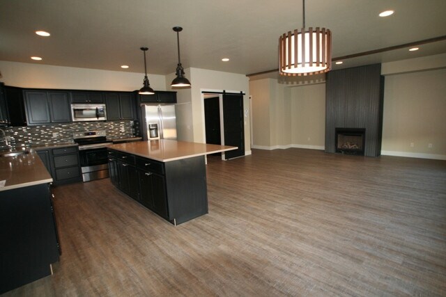 Photo - Leeward Court Unit 1813