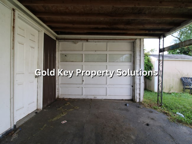 Photo - MUNCIE 2 BR 1 BA House with Central Air and 1-Car Garage (SECTION 8 APPROVED)