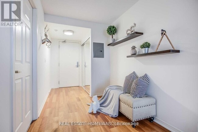 Photo - 18 Valley Woods Rd Unité Ph301