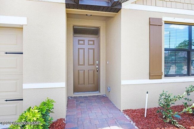 Photo - 1924 Capital Dr SE