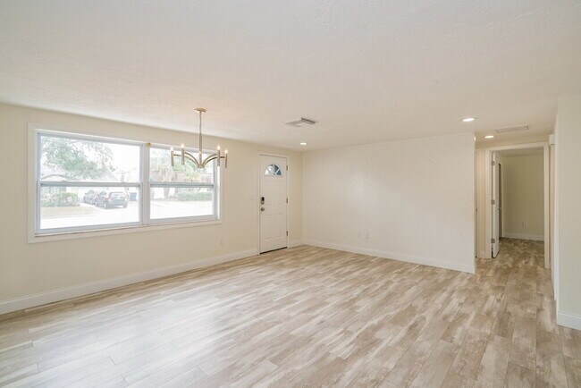 Photo - 4045 Grayton Dr Casa