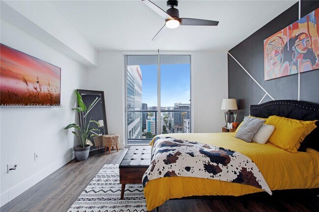 Photo - 185 SW 7th St Unit 2514