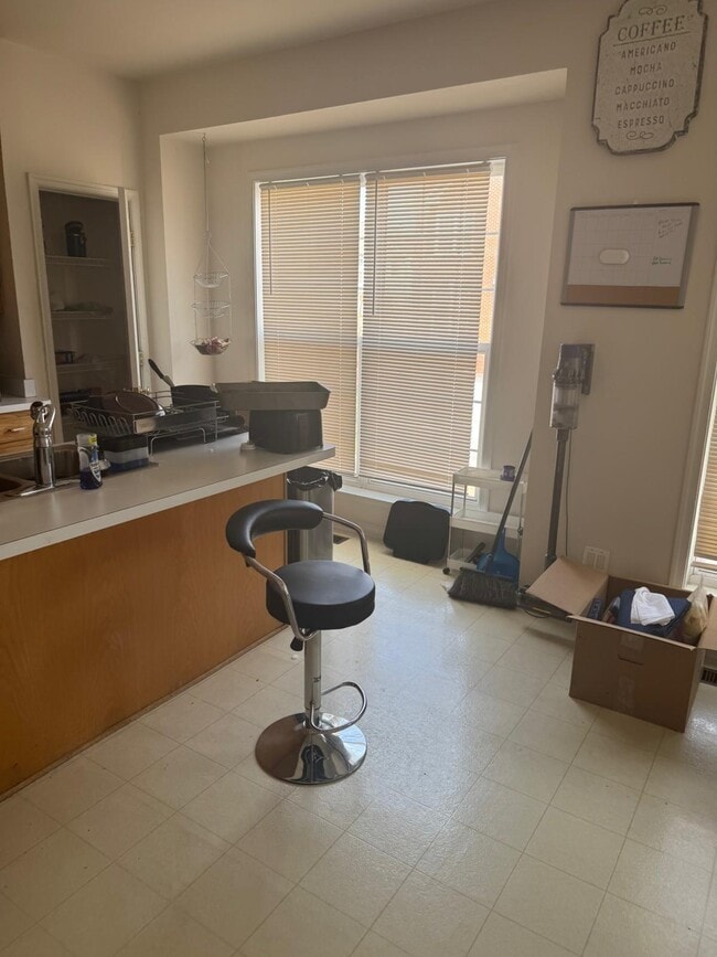 Photo - 22679 Simonet Blanc Ter