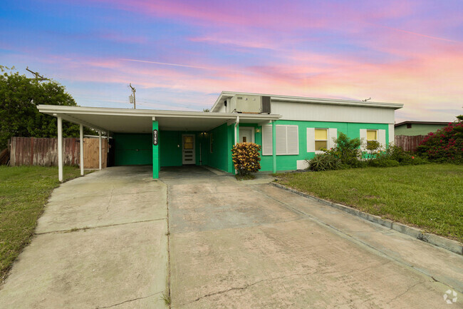 Building Photo - 2125 Smathers Cir S Rental
