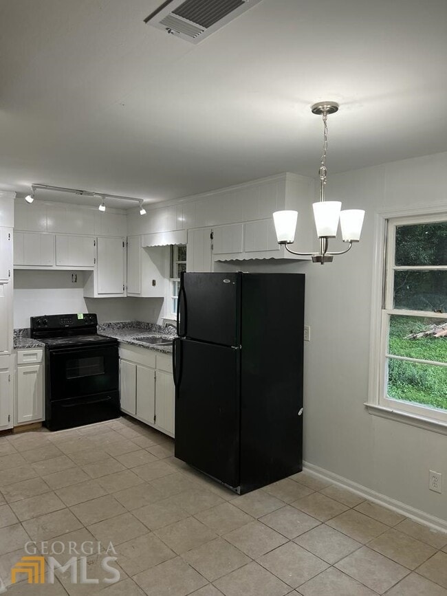 Photo - 2581 Oak Cir