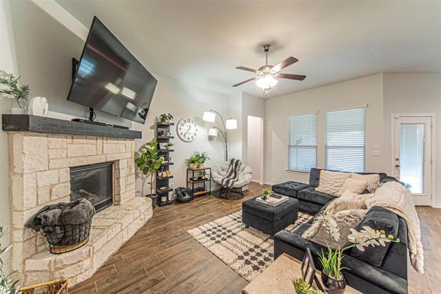 Photo - 1338 Winding Hollow Dr