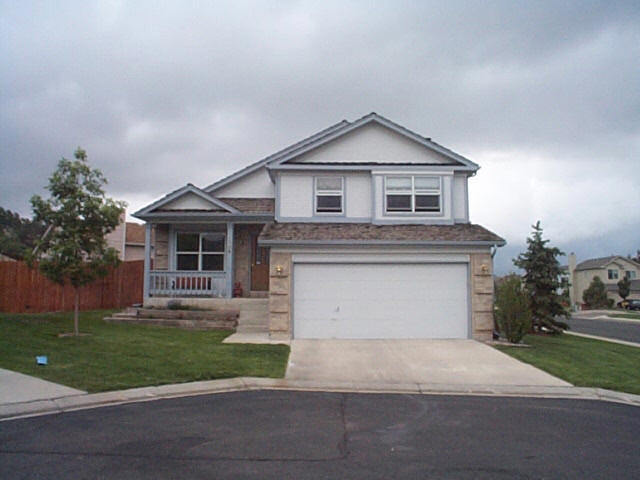 SPLIT LEVEL 3/2.5 HOME WITH FENCED BACK YA... - SPLIT LEVEL 3/2.5 HOME WITH FENCED BACK YA...