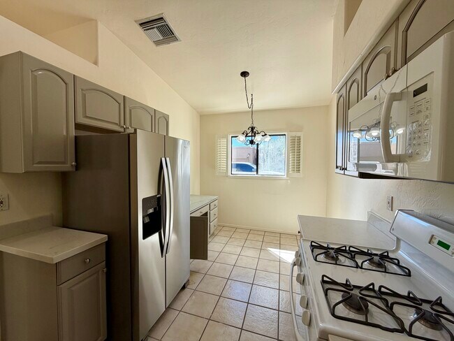 Photo - 328 W Santa Barbara