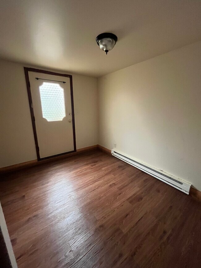 Photo - 1138 Rushmoore Dr