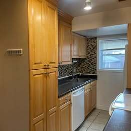 172 Newton St