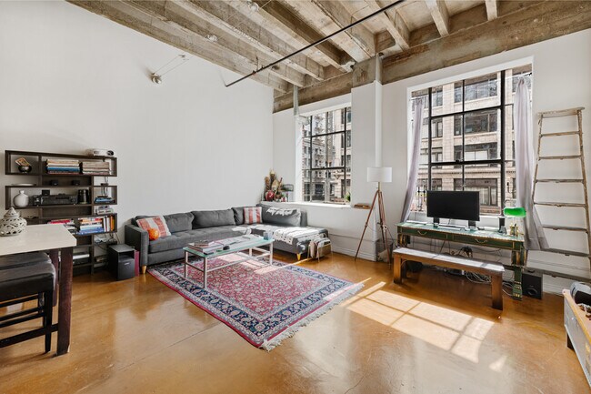 Photo - 312 W 5th St Unit 216