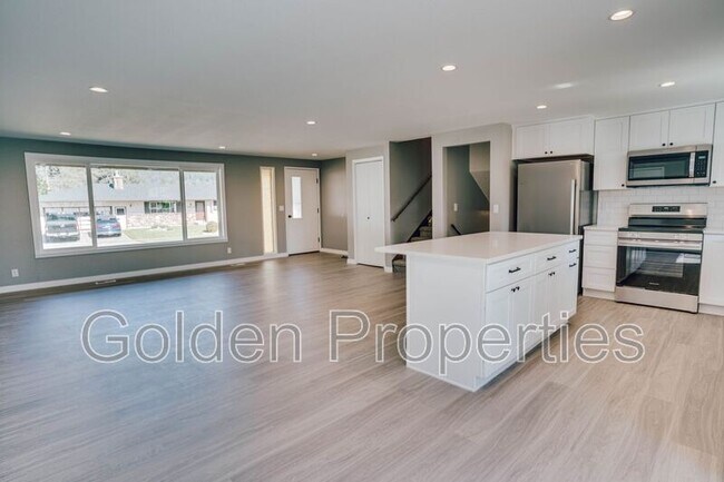 Photo - 3703 E Pine Hill Dr