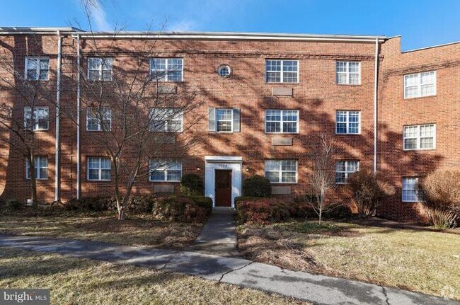 Building Photo - 1732 W Abingdon Dr Unit 202 Rental
