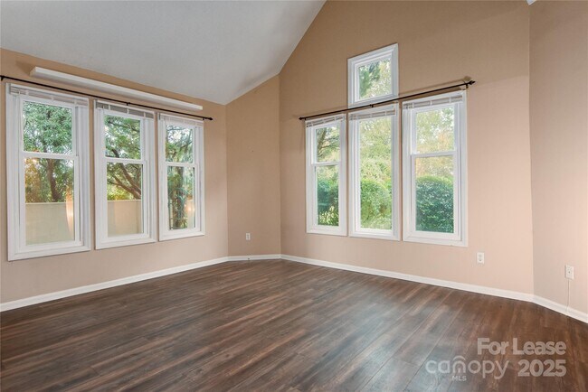 Photo - 9205 Ravenwing Dr