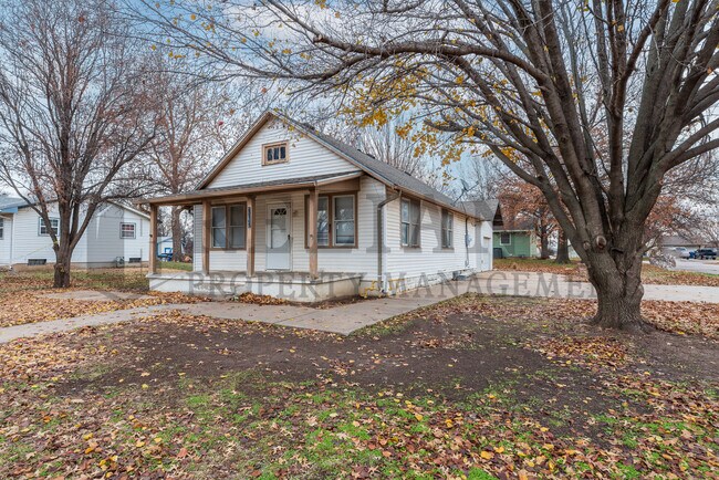 Photo - 302 N King St