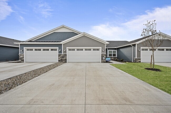 Photo - The Villas at Brookview