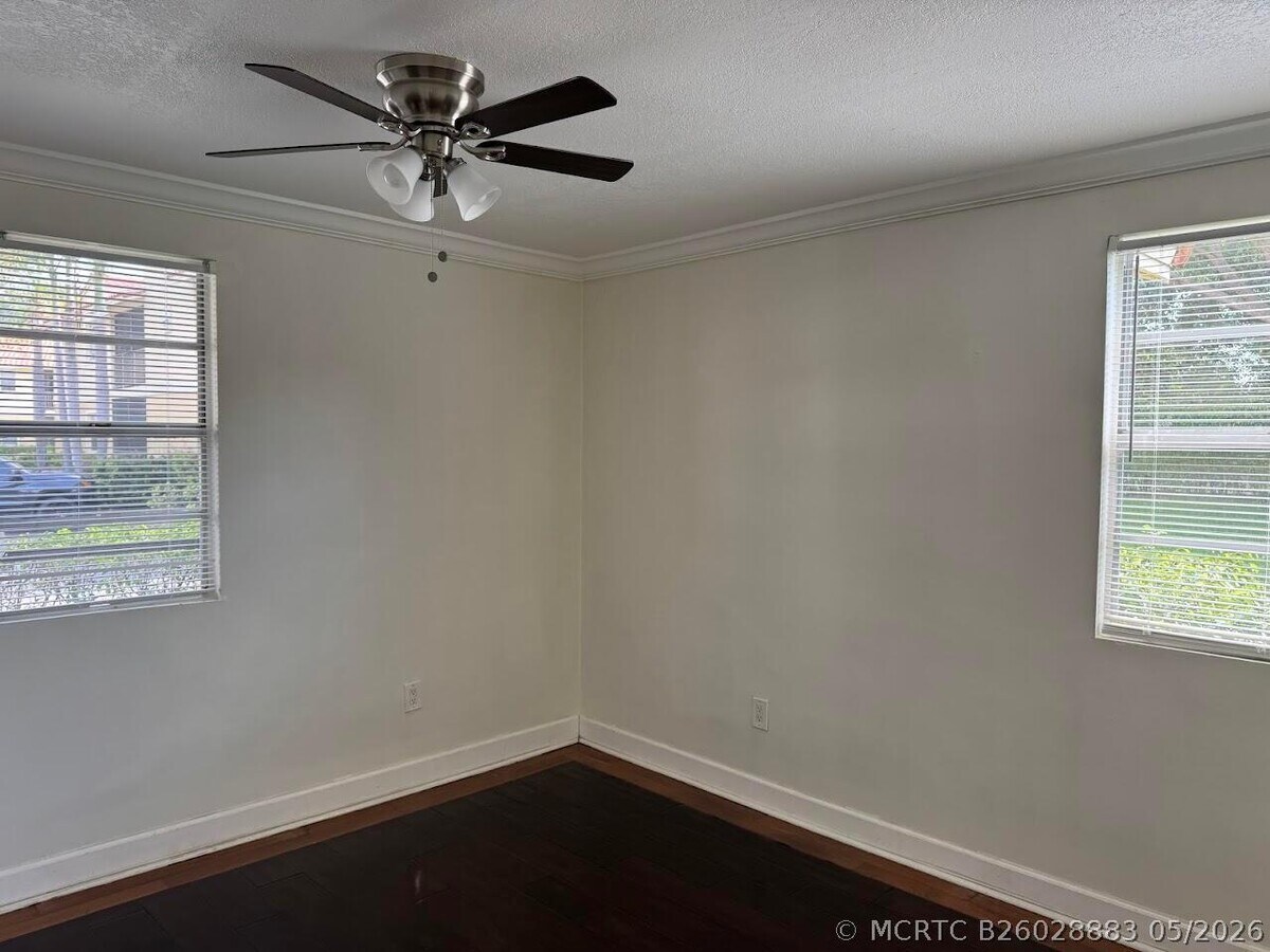 Photo - 1227 SW 46th Ave Unit 301