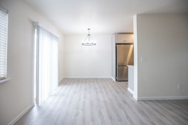 Photo - Fully remodeled 3 Bedroom 2.5 Bath in Gast...