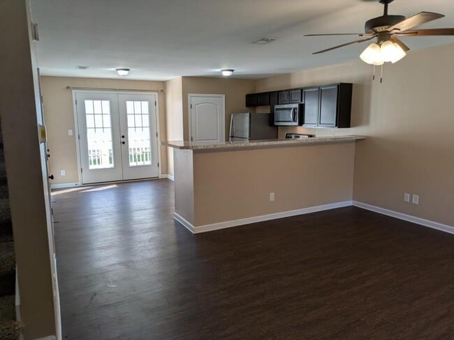 Photo - 150 Mayhew Rd