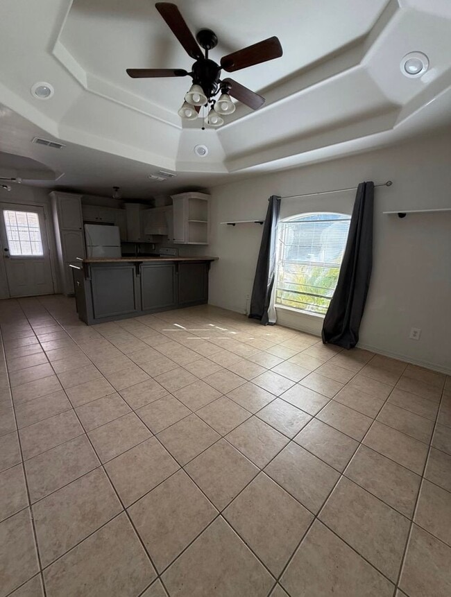 Photo - 1208 S Diplomat Dr Unit 1208 S Diplomat Dr