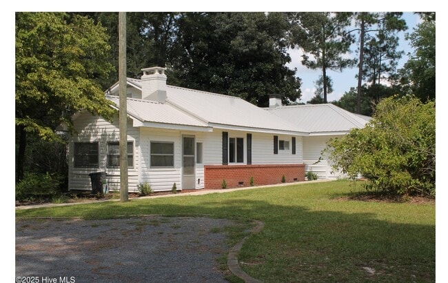 Building Photo - 496 Holly Grove School Rd Rental
