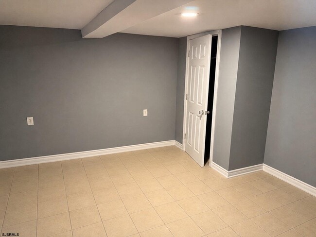 Photo - 2 Elberon Ave Unit 1