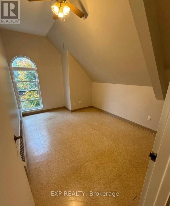 Photo - 25 Winniett St Unité 204