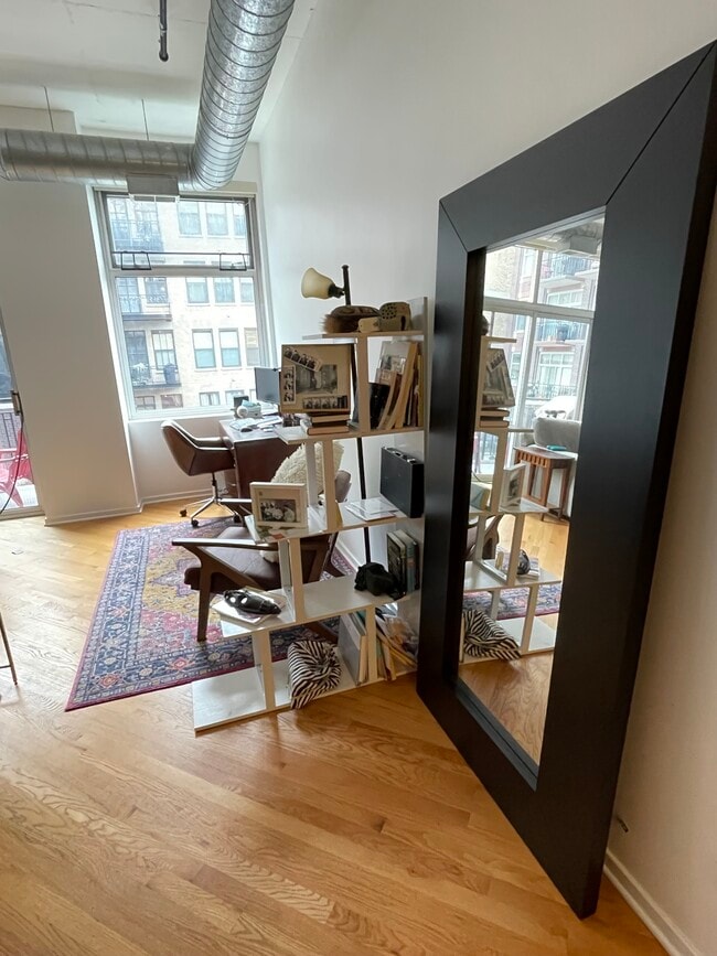 1000 W Adams St Unit 421