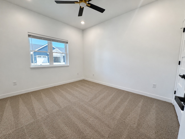 Photo - Villas – New Construction 2 Bedroom Living