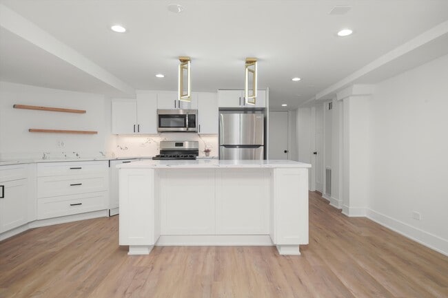 Photo - 2613 N Fairfield Ave Unit G