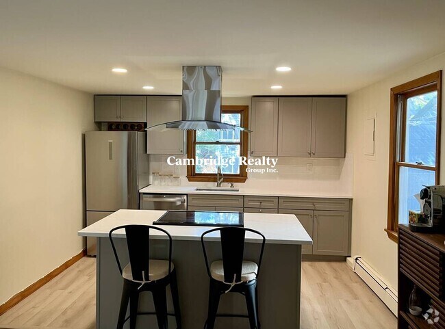 Building Photo - 500 Green St Unit 2A Rental