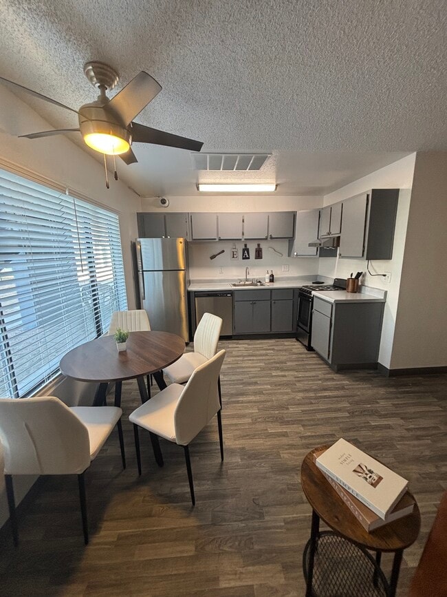 Photo - Vista Alegre Apartments