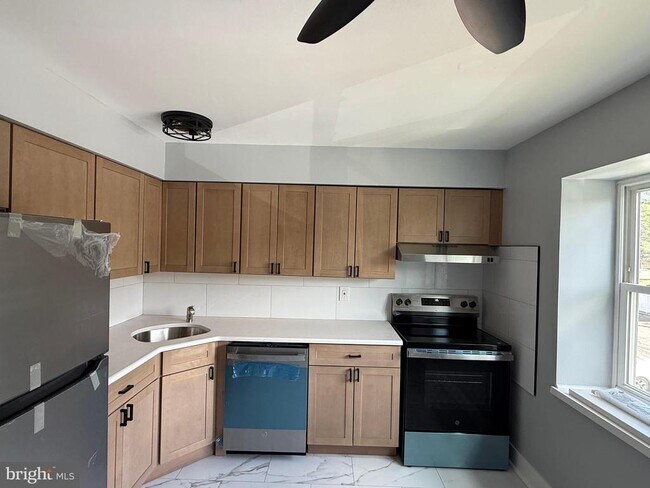 Photo - 1316 Silver Ct
