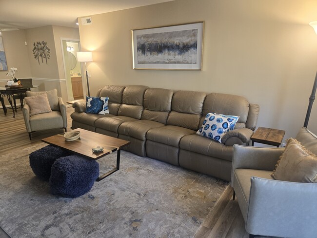 Photo - 110 Heywood Rd Unit Arden condo