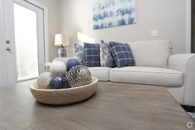 Photo - Highborne Apartments & Villas