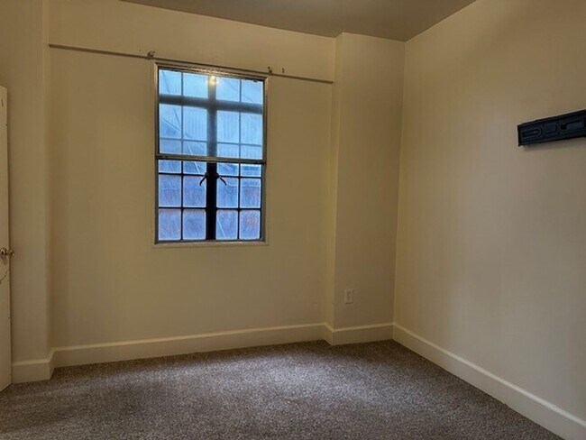 Photo - 2nd Floor Apartment For Rent In Harrisburg... Unit A6