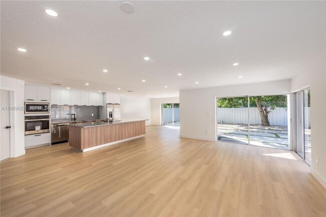 Photo - 13912 SW 103rd Ln