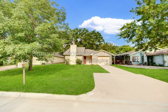 Building Photo - 13106 Townwood Dr